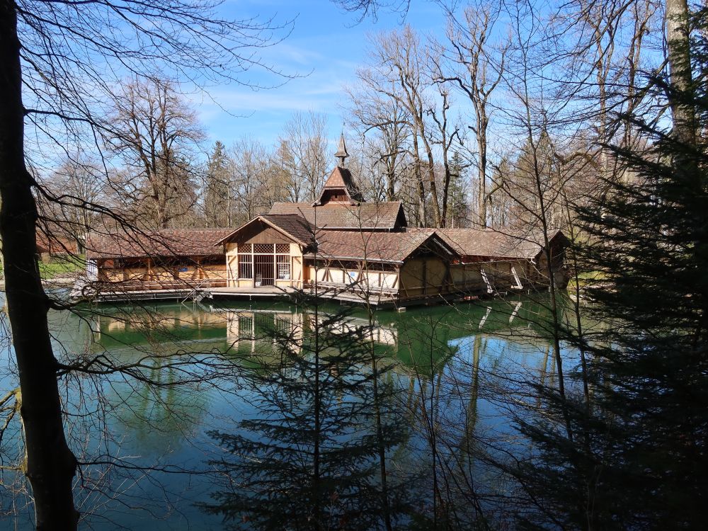 Gebäude am Frauenweiher