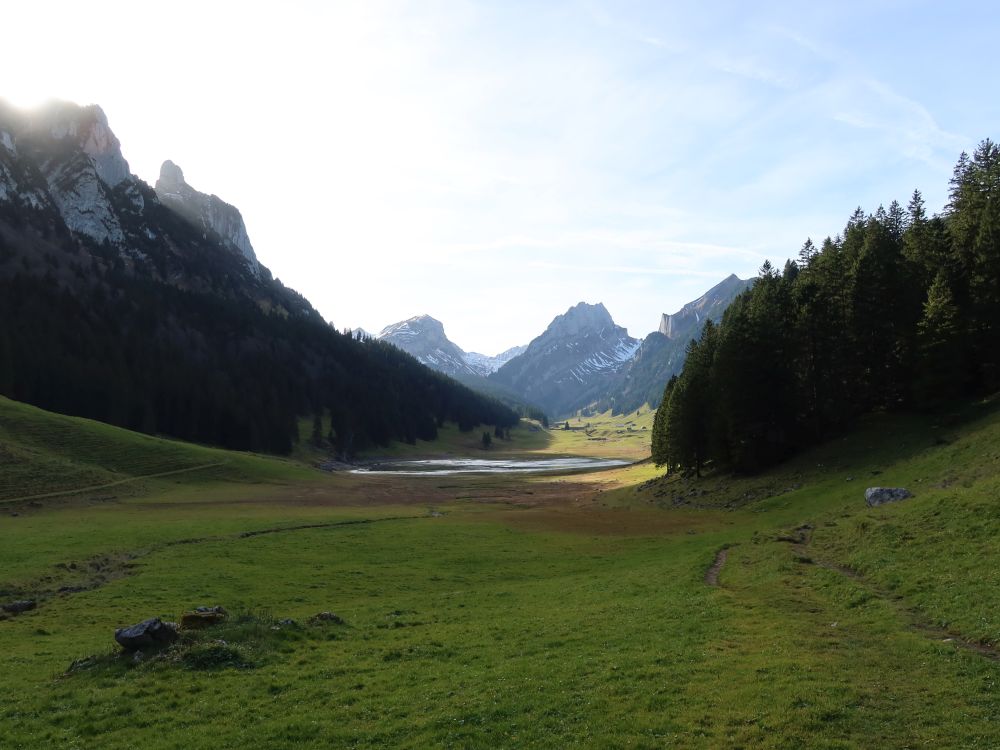 Sämtisersee mit Roslenfirst und Hundstein