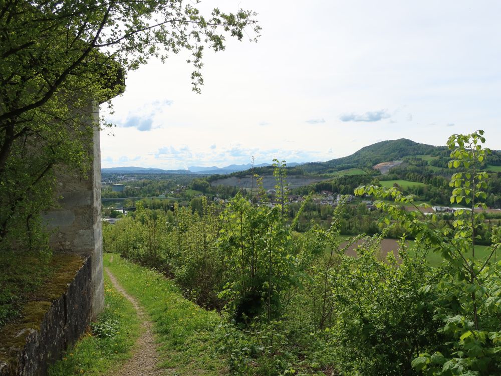 Auenstein und Juraberge