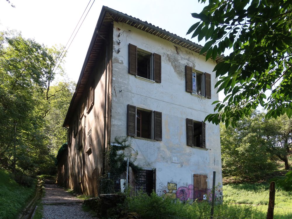verfallenes Haus