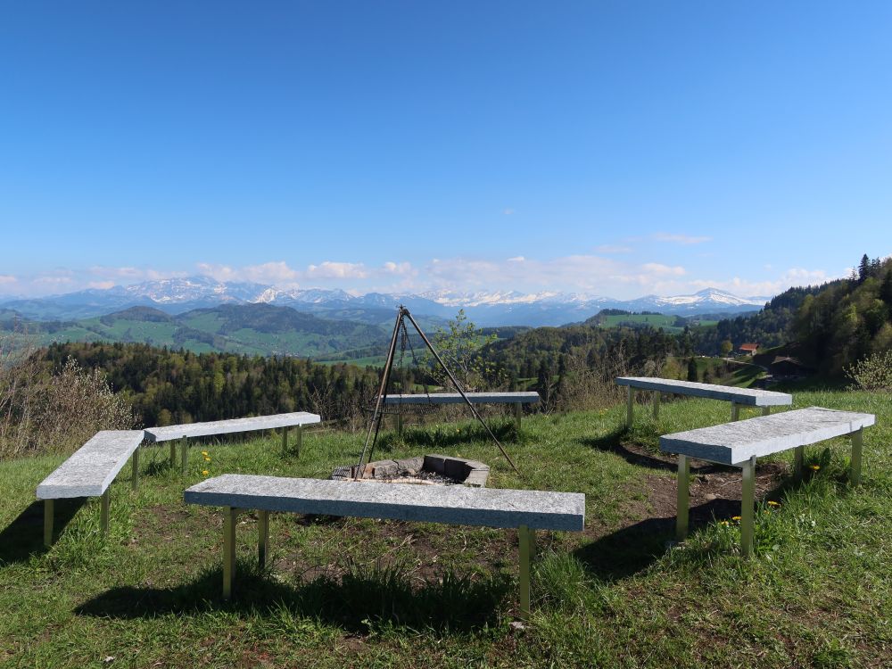Grillstelle mit Säntisblick