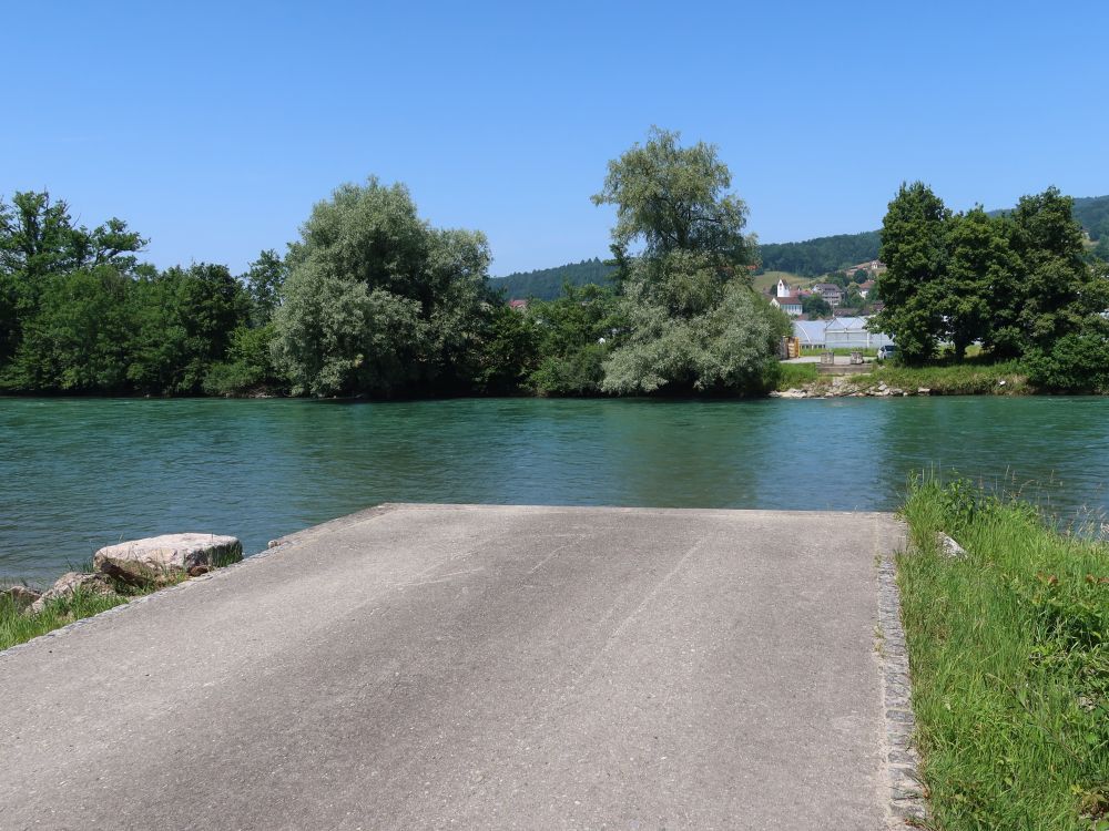 Gegenüber Cheibenächer