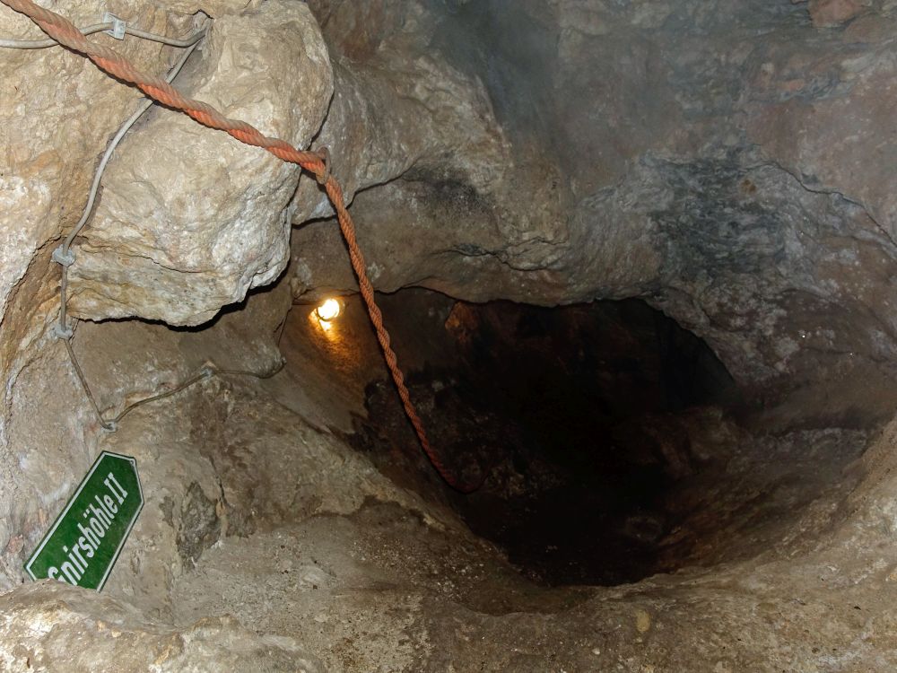 Gnirshöhle