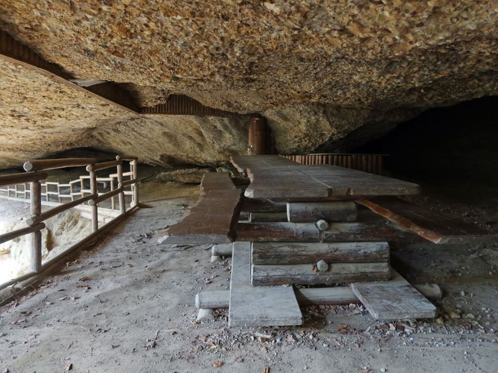 Sitzgruppe im Bruedertöbeli