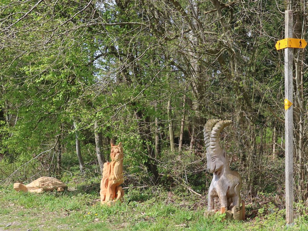 Holzfiguren