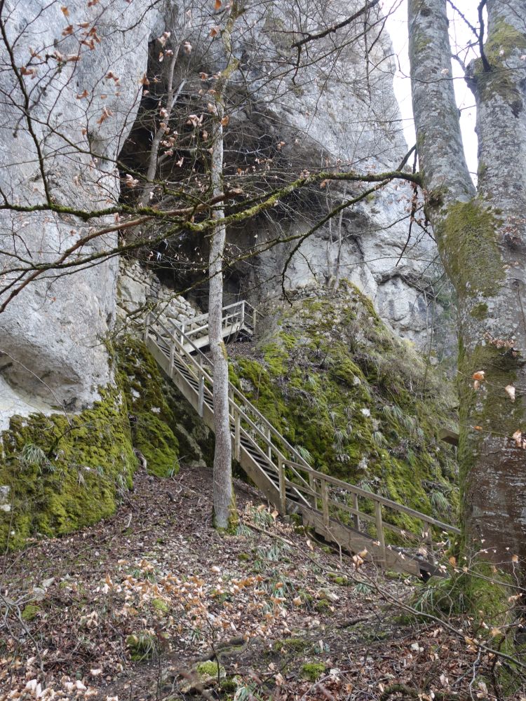 Treppe zur Petershöhle