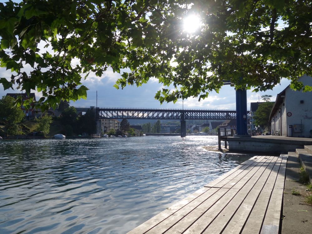 Rhein mit Eisenbahnbrcke