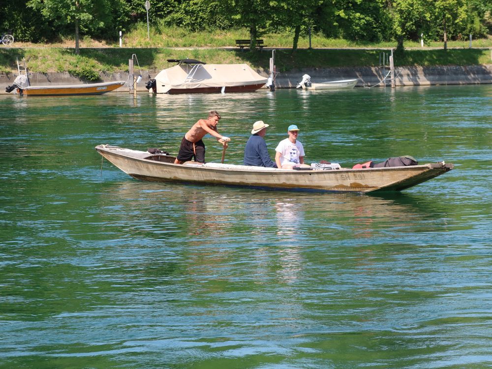 Kahn auf dem Rhein