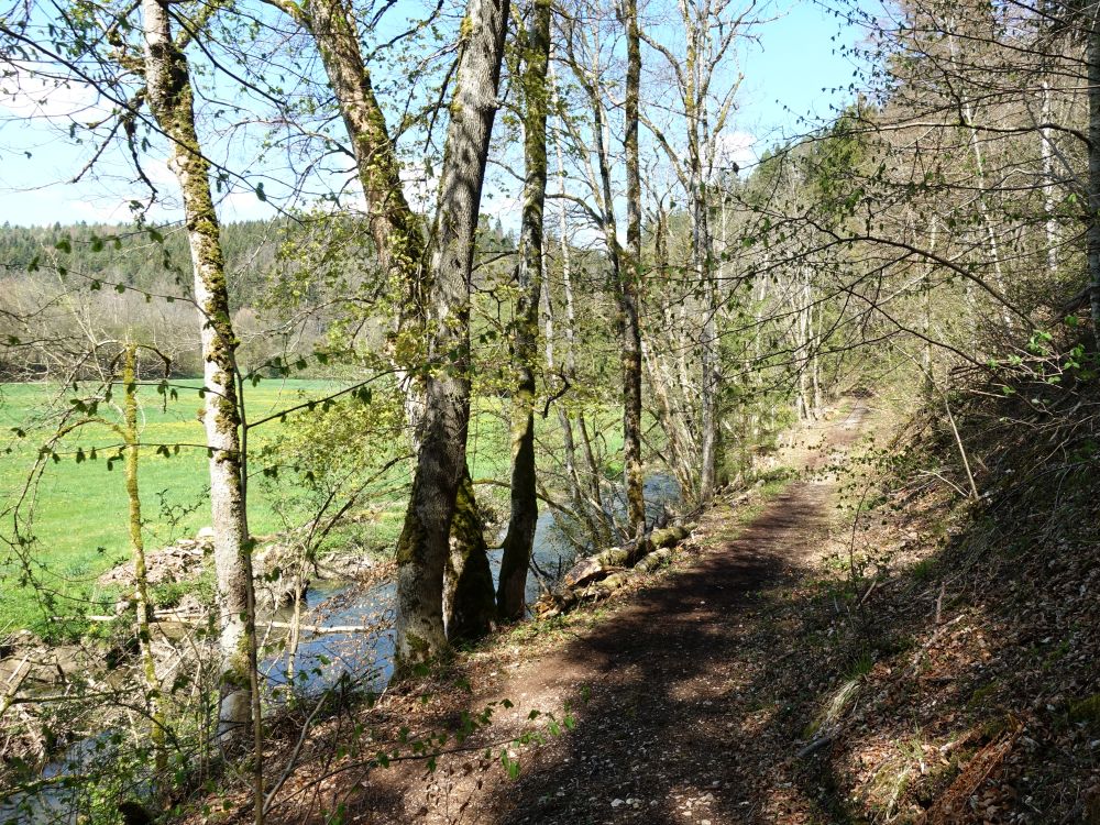 Wanderweg an der Schmeie