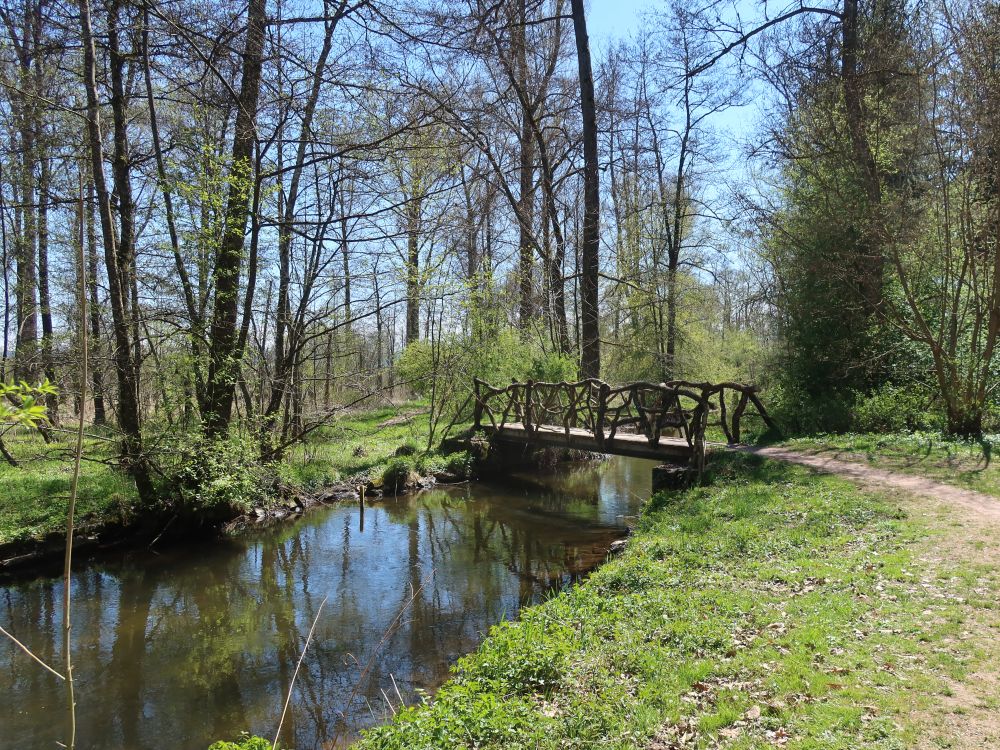 Steg über den Gewerbekanal