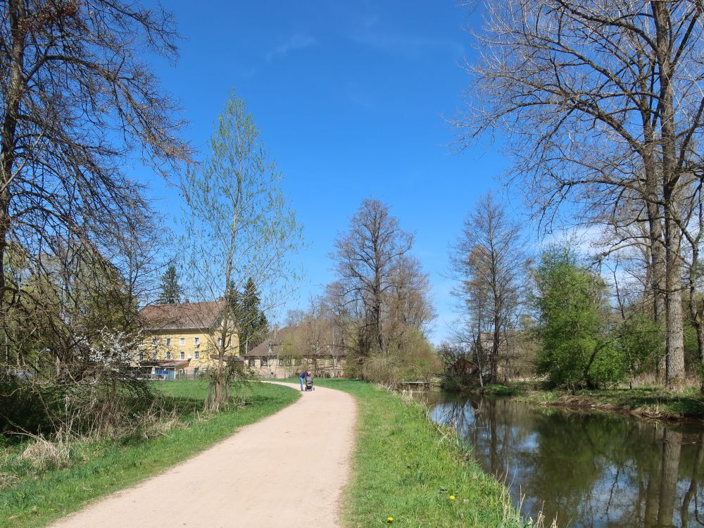 alte Häuser am Gewerbekanal