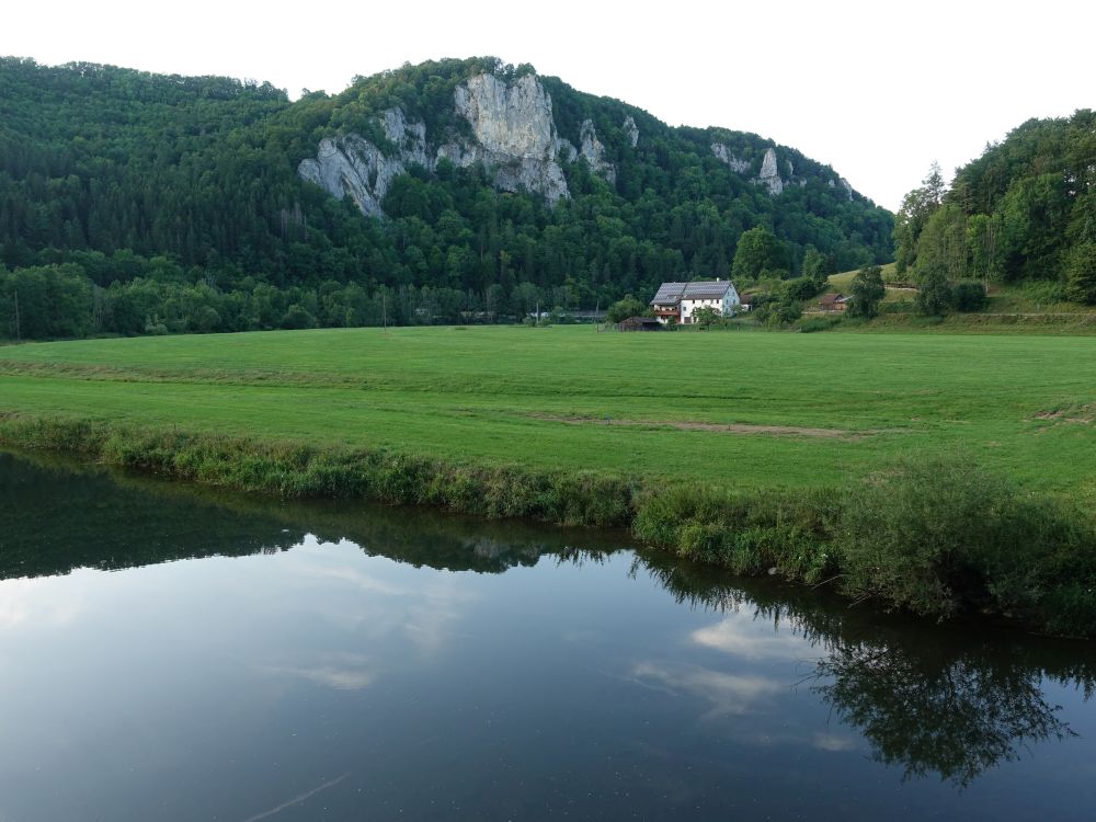 Eichfelsen und Donauhaus