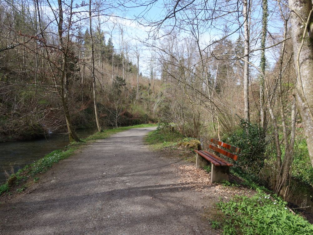 Sitzbank am Wasserfallweg