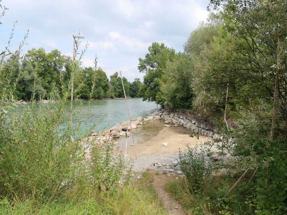 Reussufer beim Stauwehr