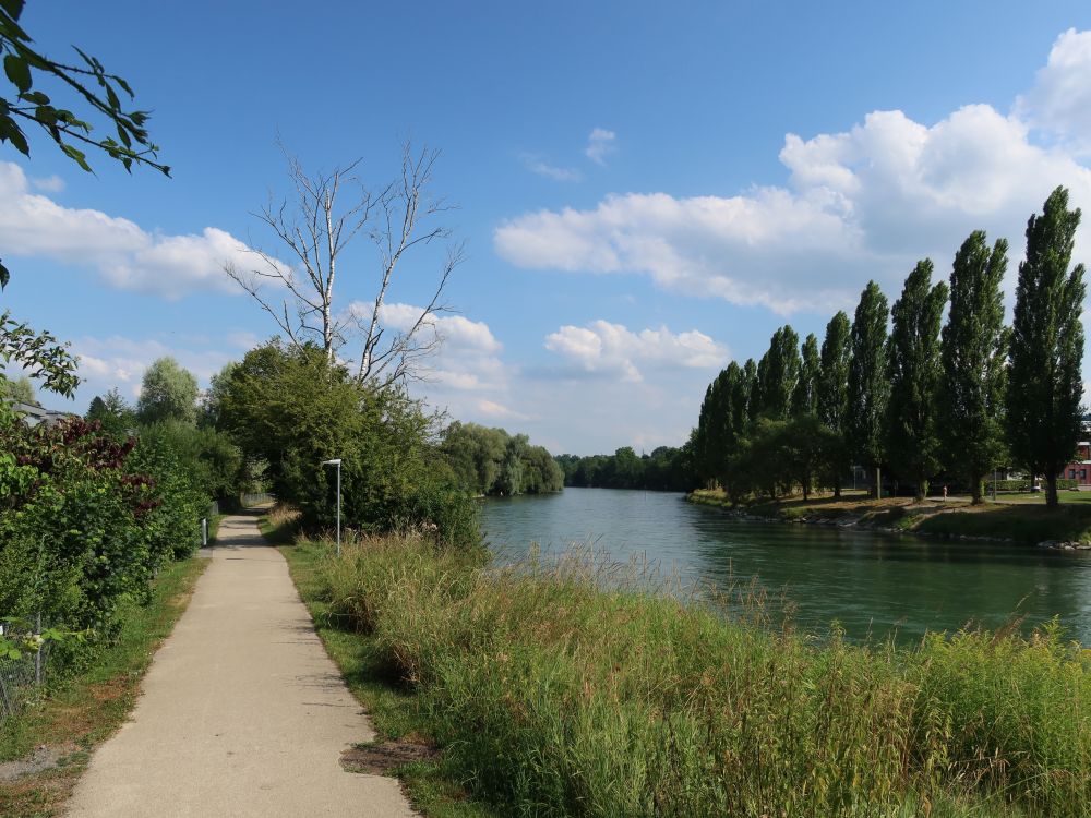Reussuferweg
