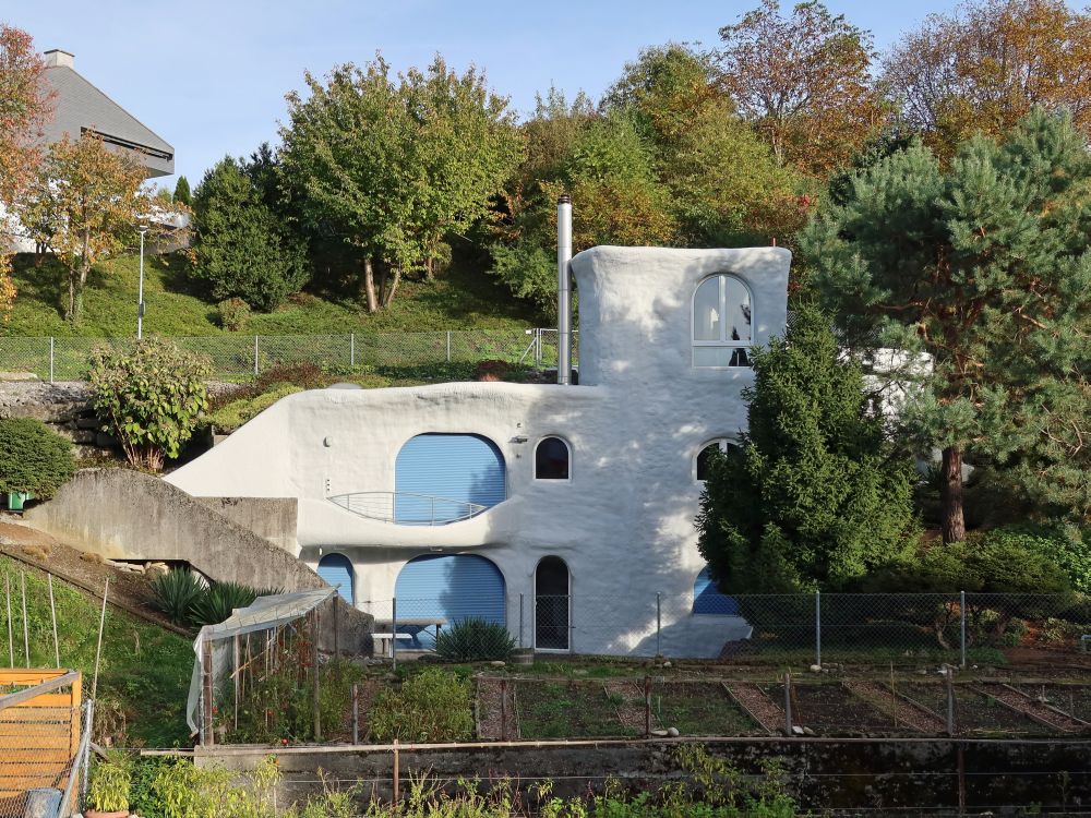 Haus im Hundertwasserstil