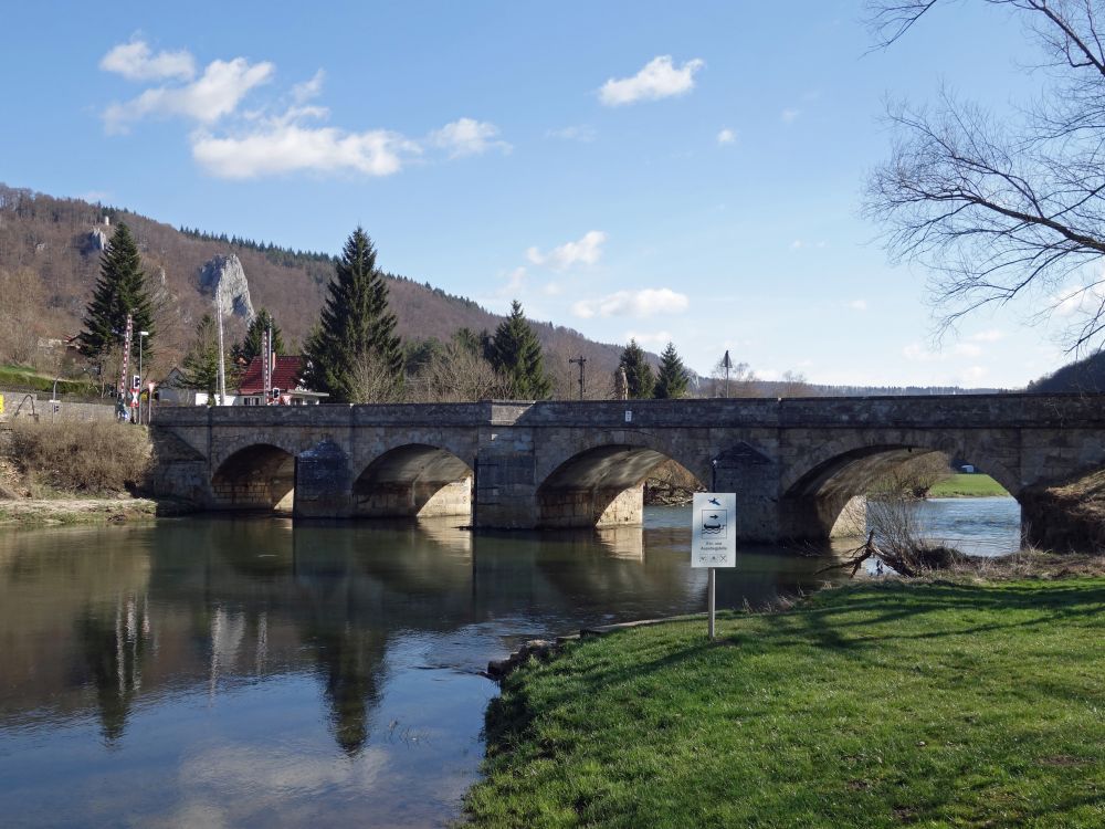 Donaubrcke bei Hausen im Tal