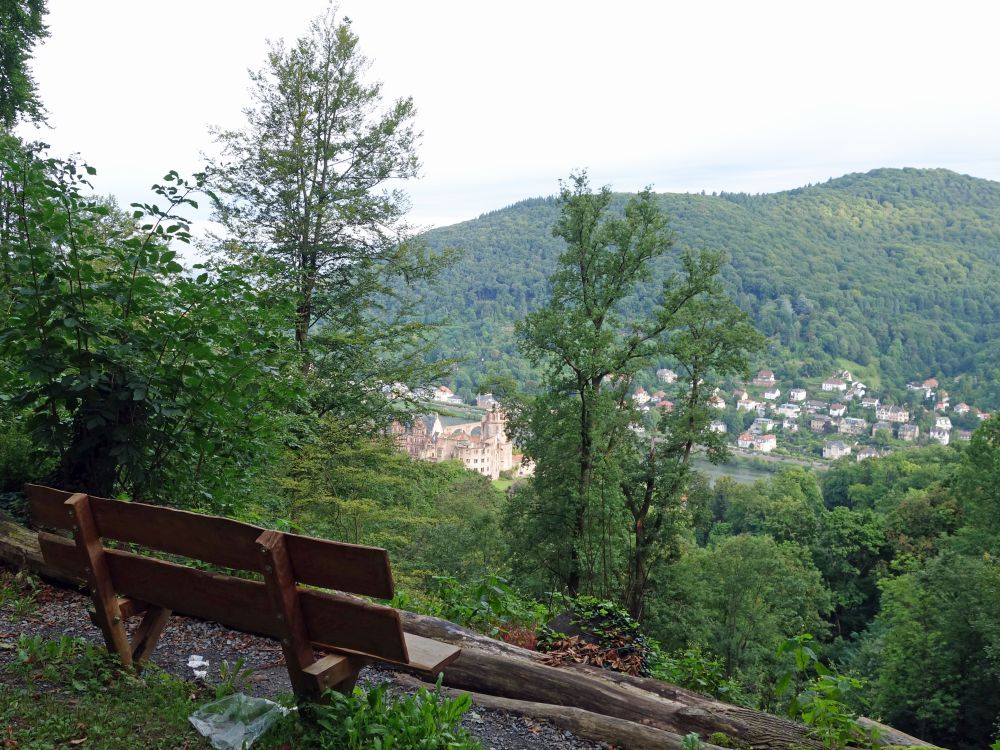 Bank mit Aussicht auf Heidelberg