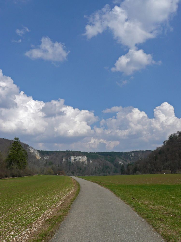 Wolken überm Donautal