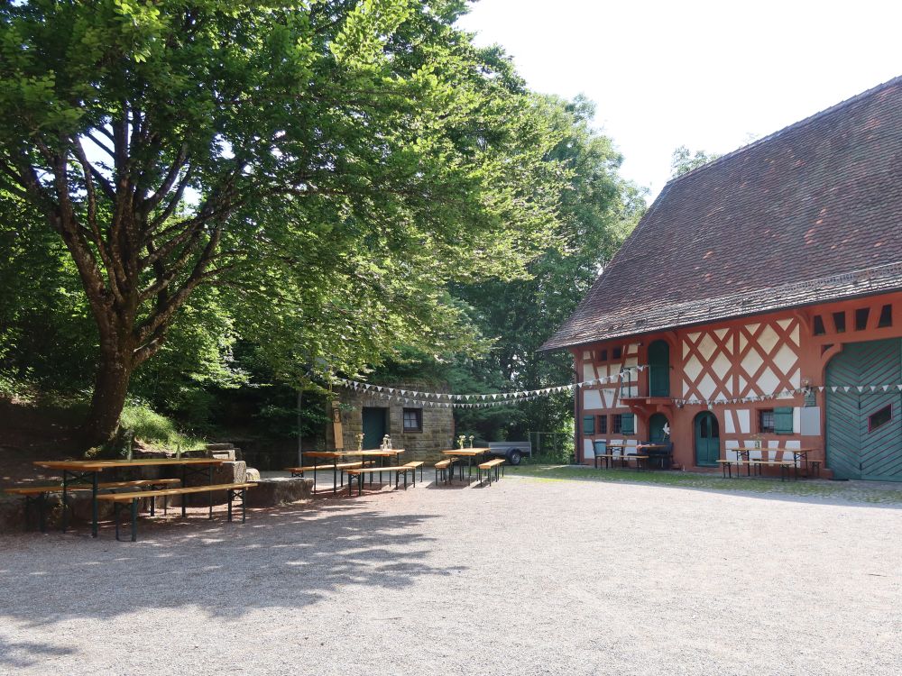 Sitzgruppe beim Speisehaus