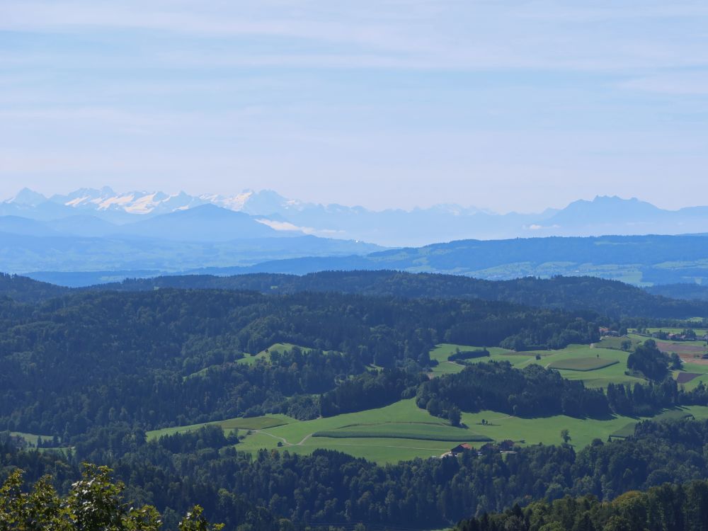 Rigi (li) und Pilatus (re) im Vordergrund