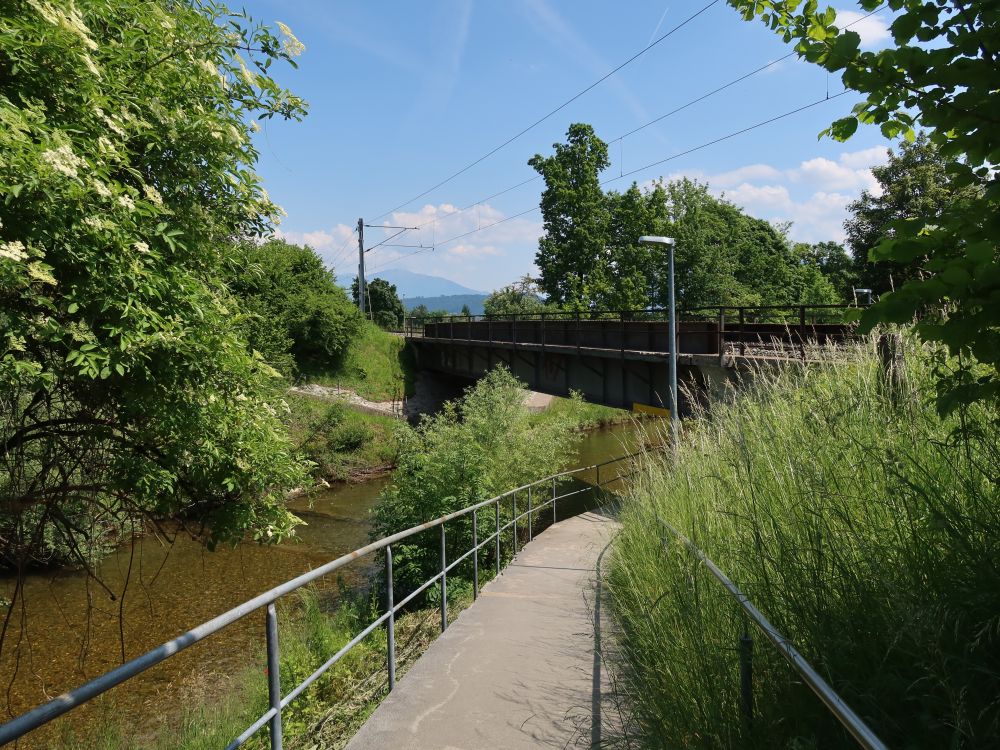 Eisenbahnbrücke über die Jona