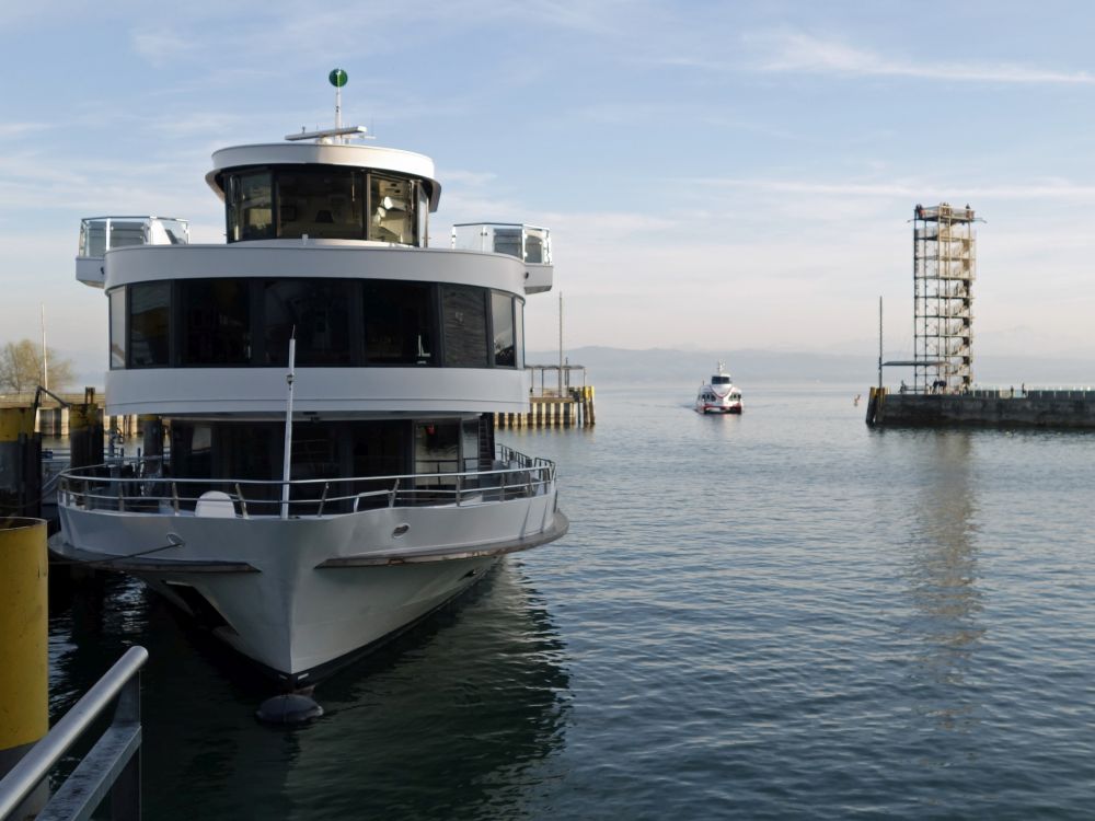 Hafen mit Aussichtsturm