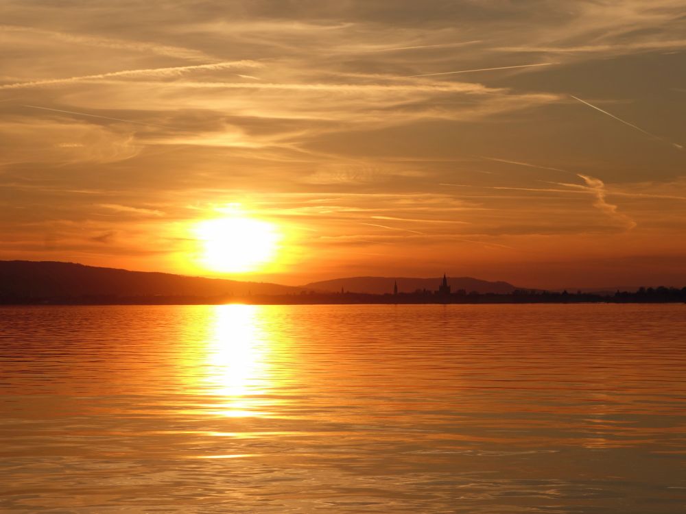 Sonnenuntergang ber Konstanz