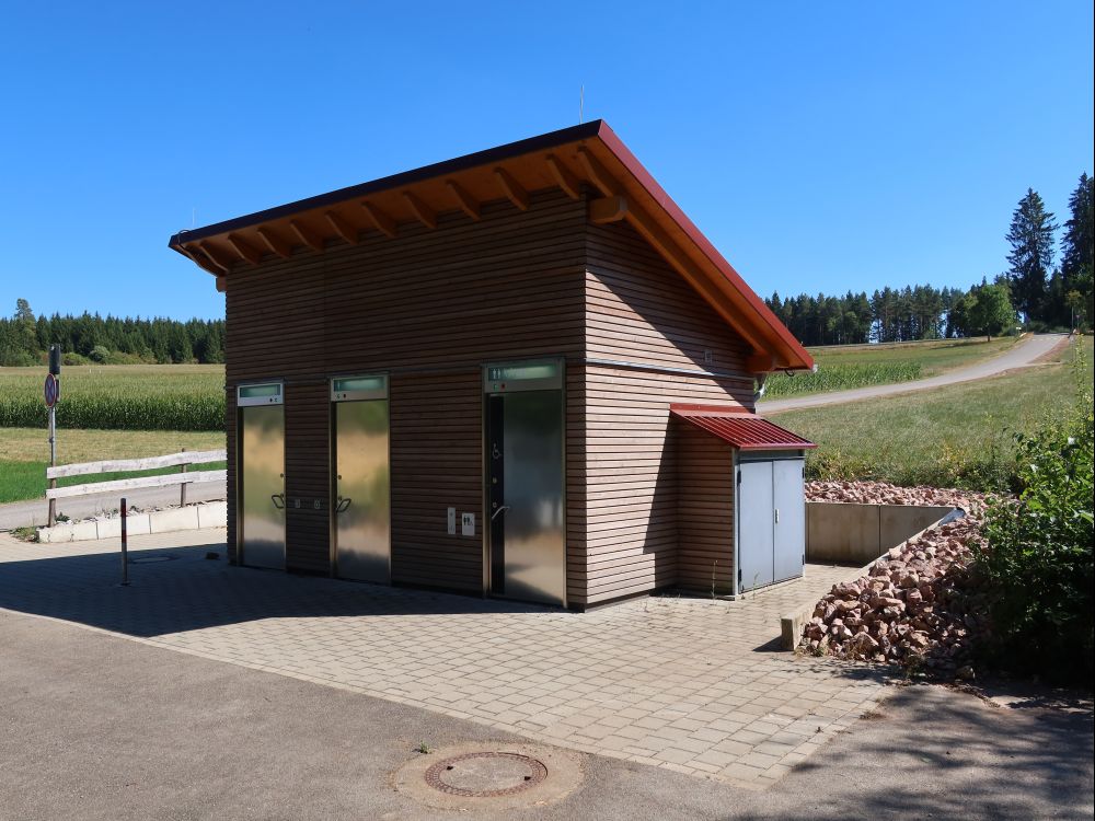 Toilettenhäuschen am Kirnbergsee