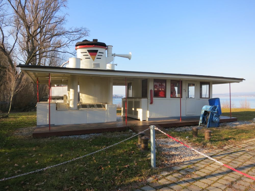 ausgedienter Schiffsaufbau