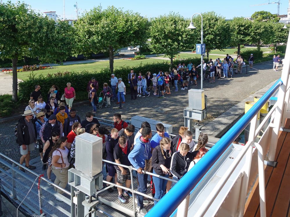 Fahrgäste Passagierschiff Stuttgart