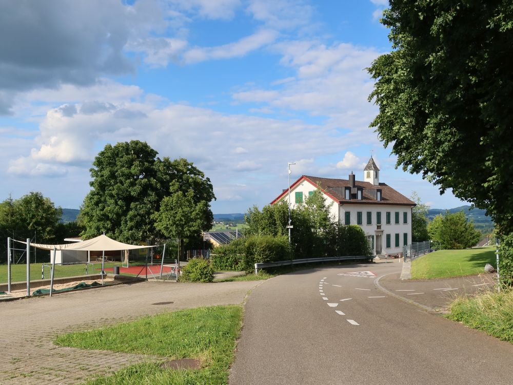 Schulhaus Unter Tuttwil