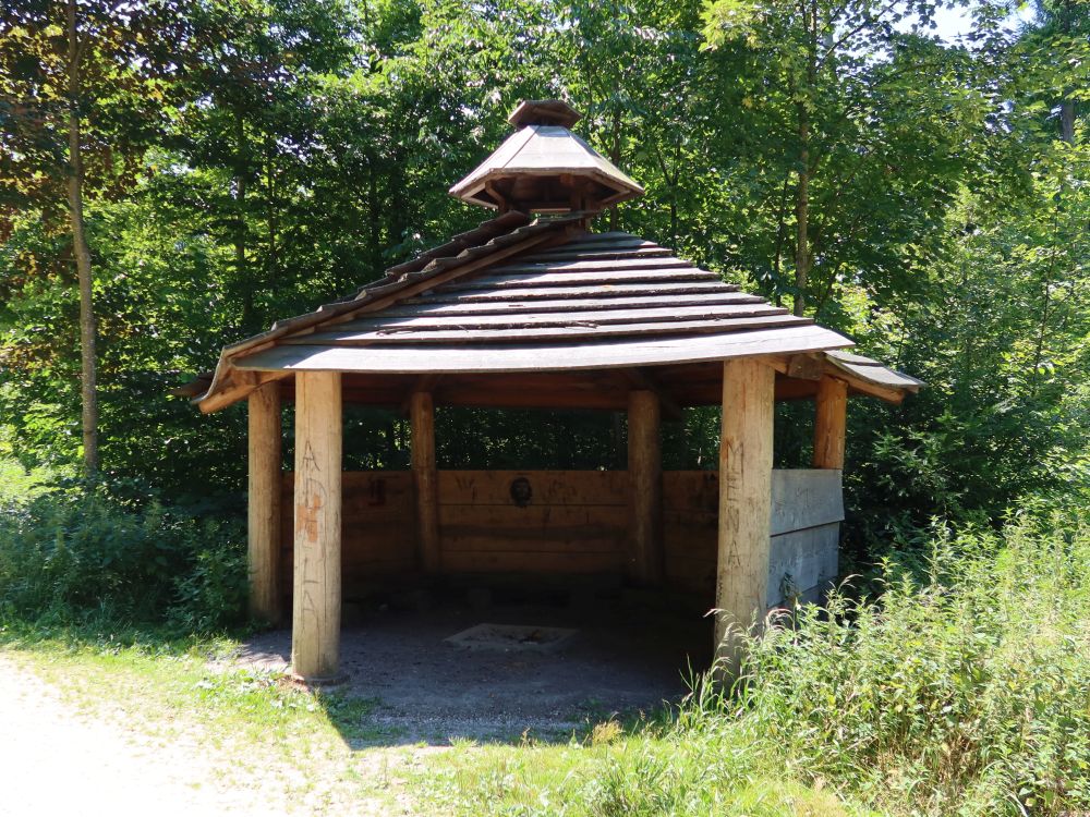 Grillstelle in Schutzhütte