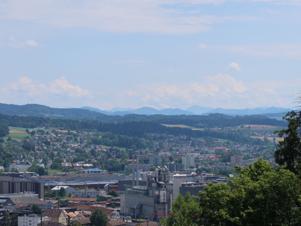 Winterthur und Berge im Dunst