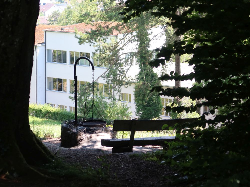 Grillplatz und Schulhaus Lindberg