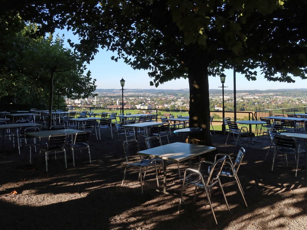 Terrasse mit Blick auf Dübendorf