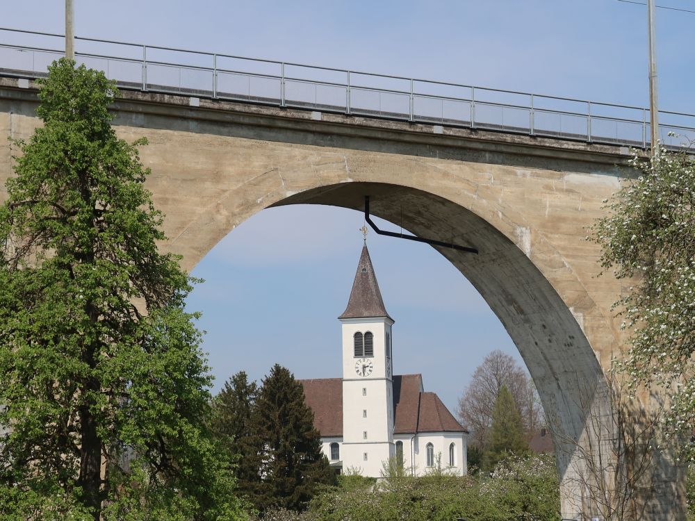 Ev. Kirche im Viaduktbogen