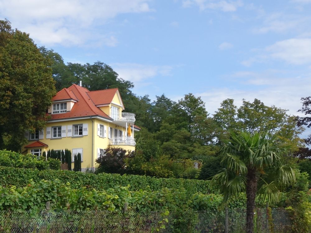Villa gegenüber Therme