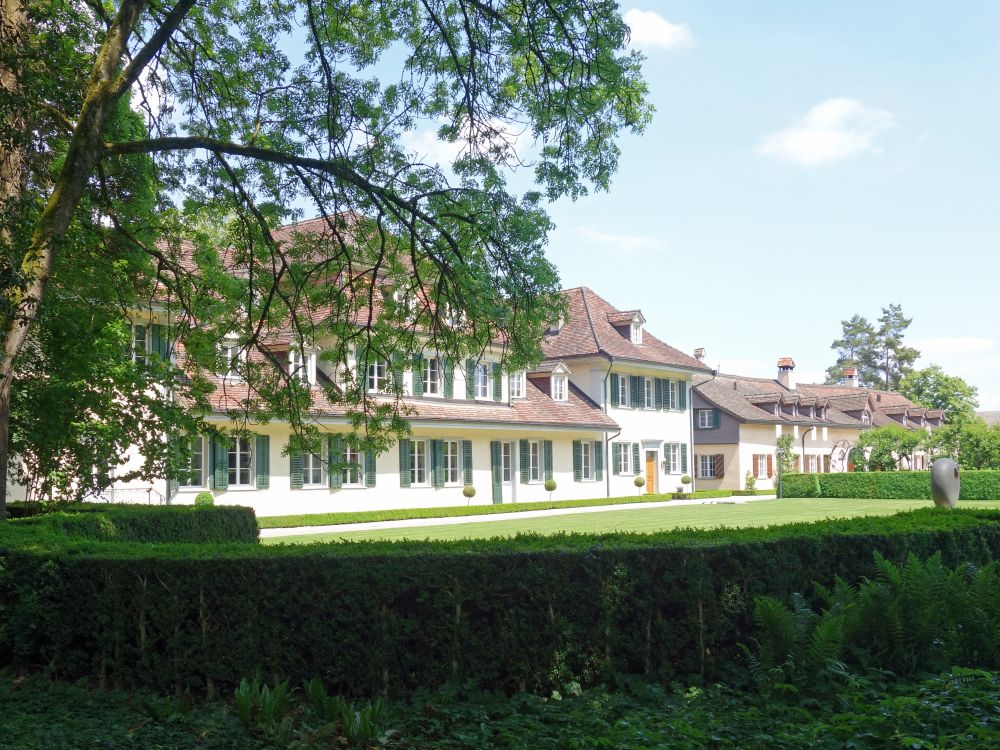 Gebude bei Schloss Wolfsberg