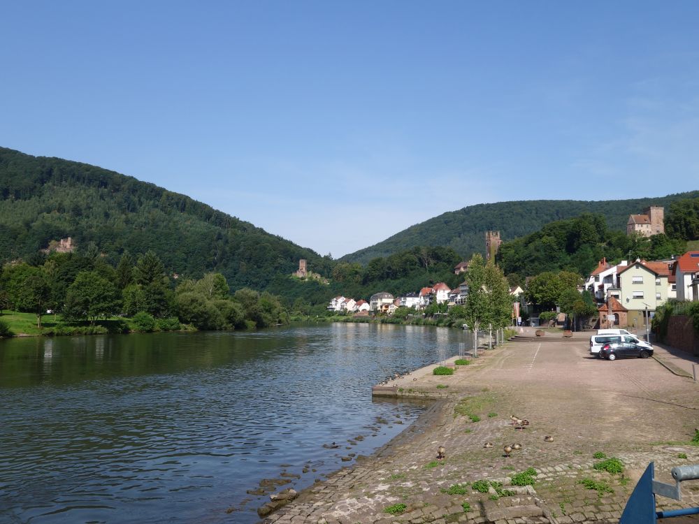 Burg Schadeck, Hinterburg, Mittelburg, Vorderburg