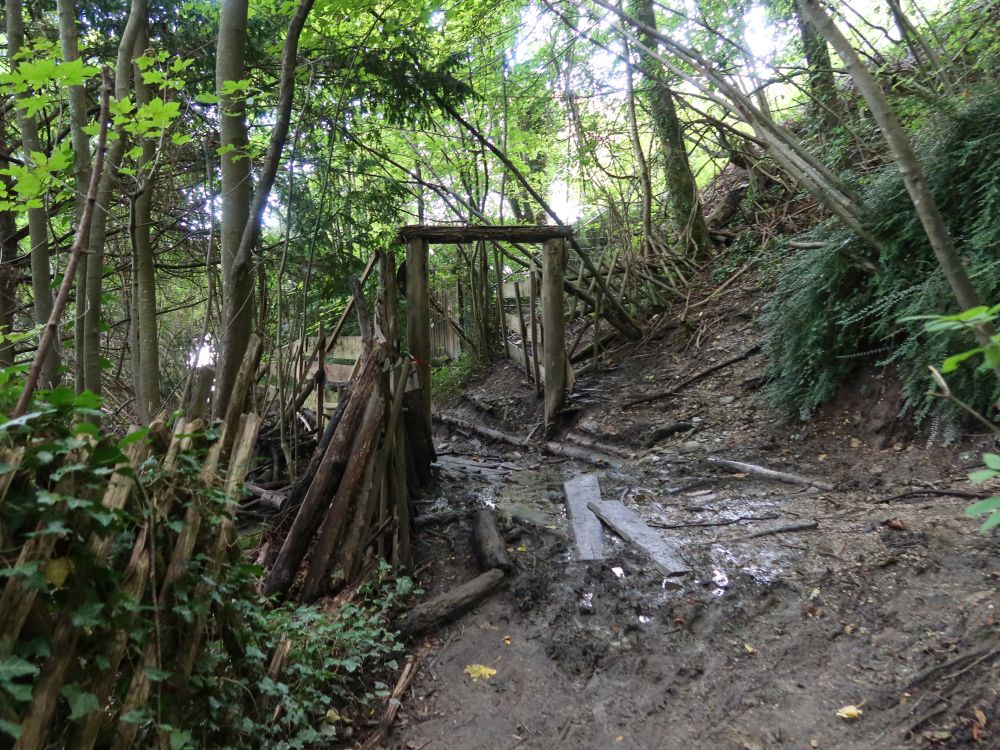 Tor zum Uferweg bei Wallhausen