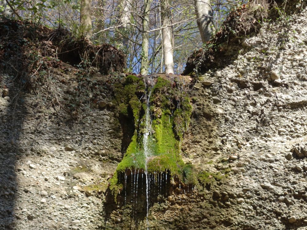 kleiner Wasserfall