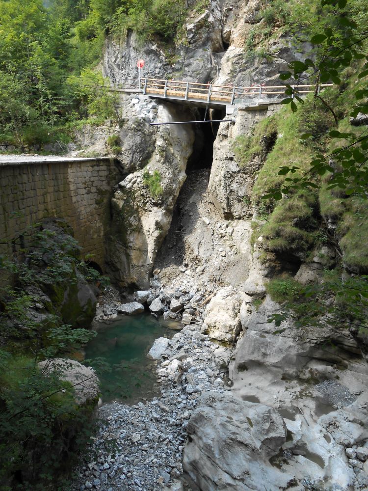 Strassenbrücke