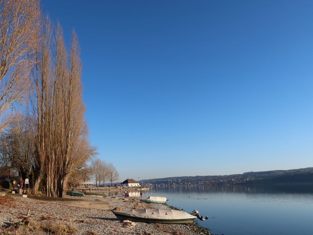 Ufer bei der Schiffslände