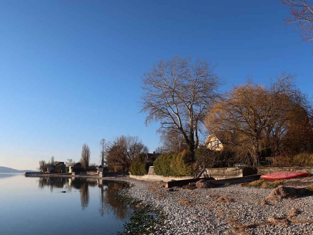 Ufer bei der Schiffslände