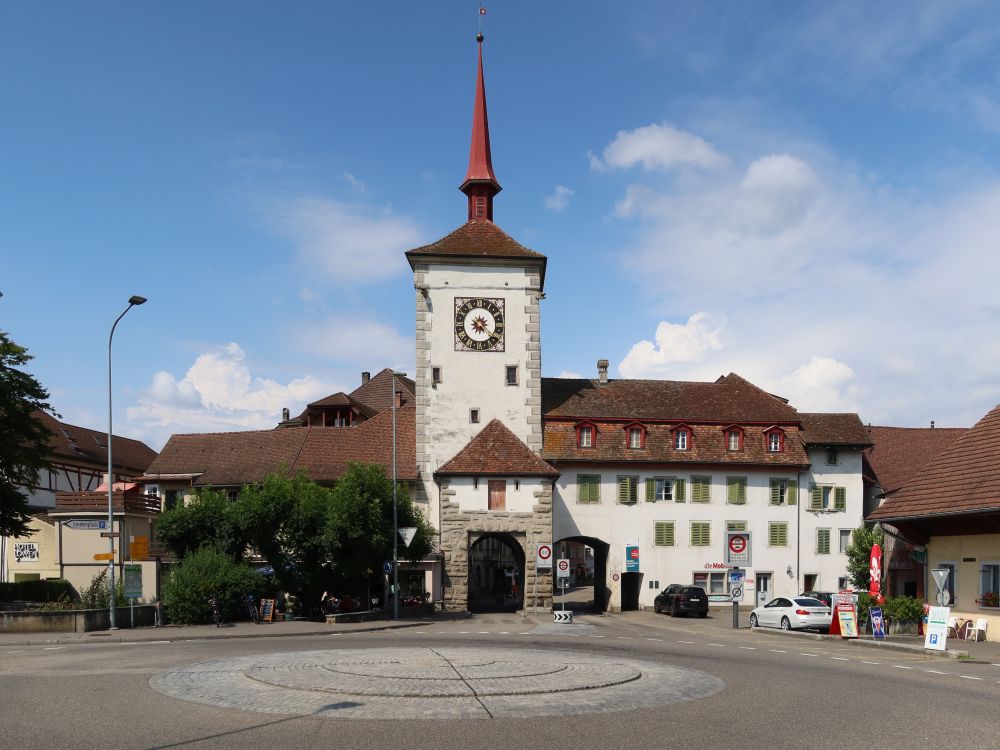 Zeitturm mit Lenzburgertor