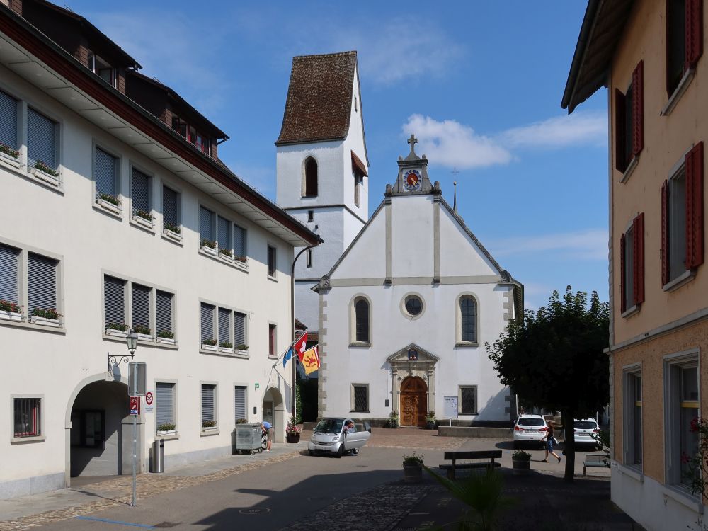 Rathaus und Stadtkirche Johannes der Täufer
