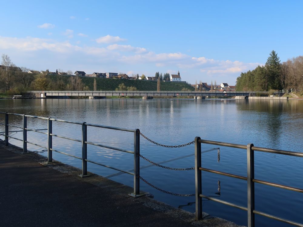 Bergkirche über Wehrbrücke