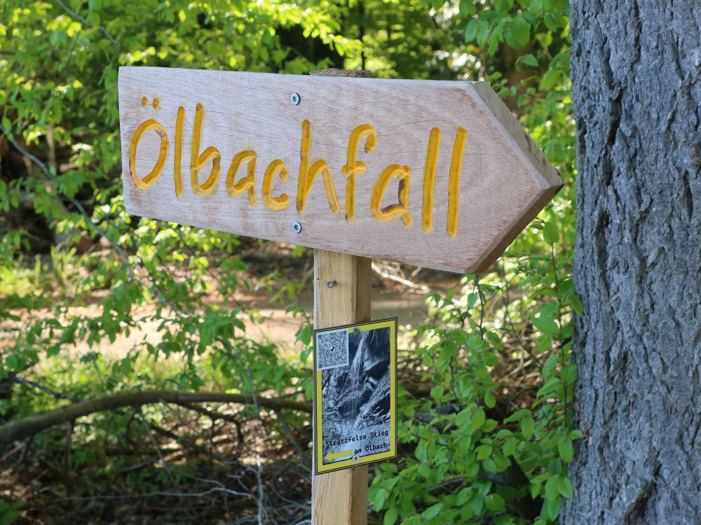 Wegweiser zum Ölbachfall