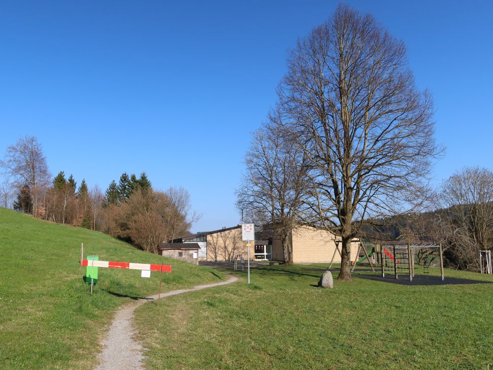 Schulhaus Madetswil